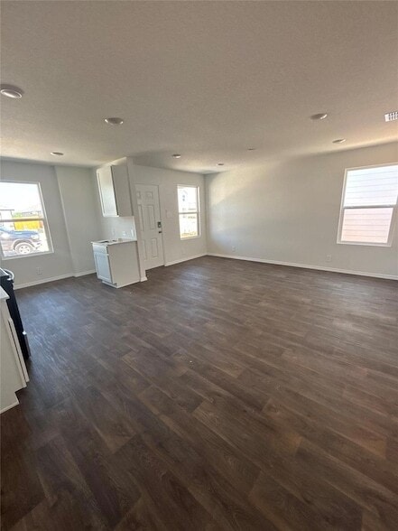 Building Photo - 14865 Cactus St