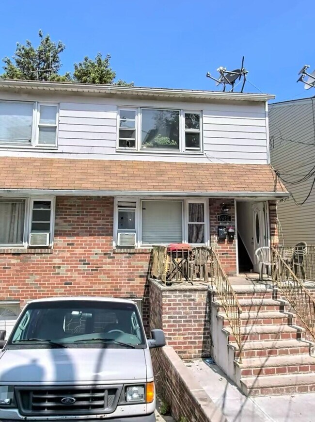 Building Photo - 6921 Liberty Ave
