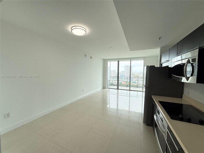 Foto del edificio - 90 SW 3rd St