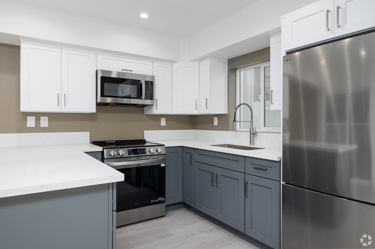 Primary Photo - Fairfax Townhomes