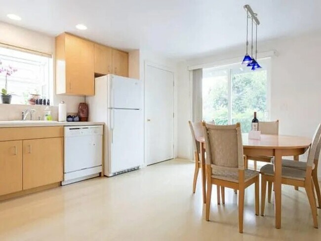 Foto del edificio - 2851 SW Adams St