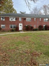 Building Photo - 114 Hillcrest Ave