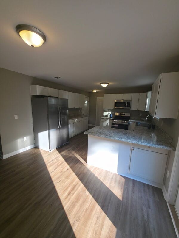 Building Photo - 480 Candlestick Dr