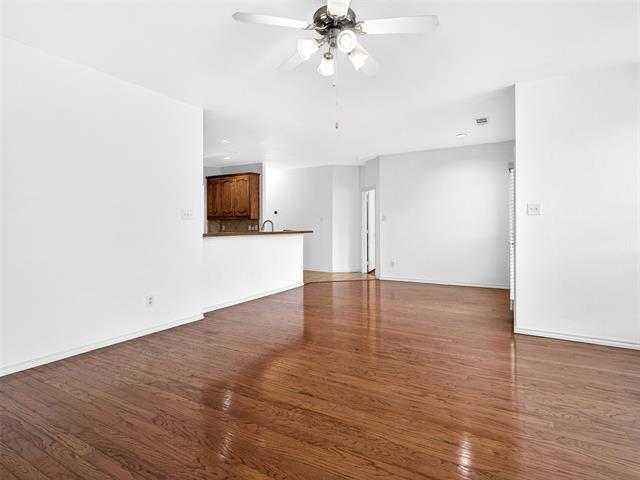 Building Photo - 4841 Jodi Dr