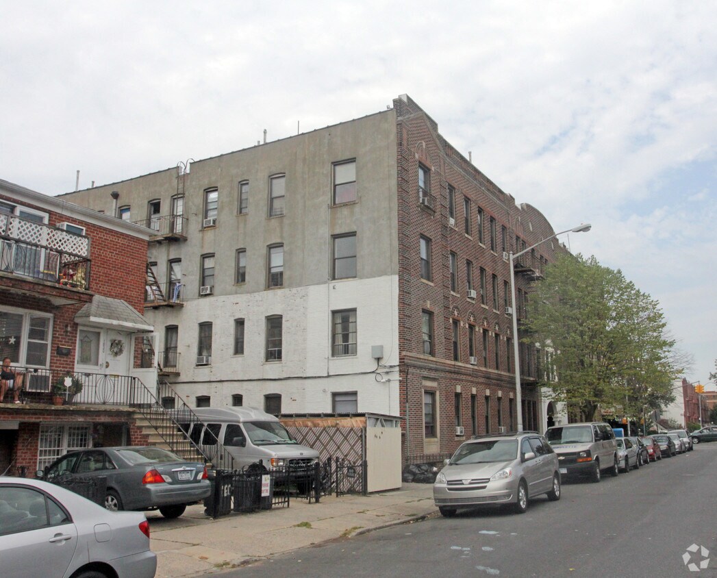 Building Photo - 1818 79th St
