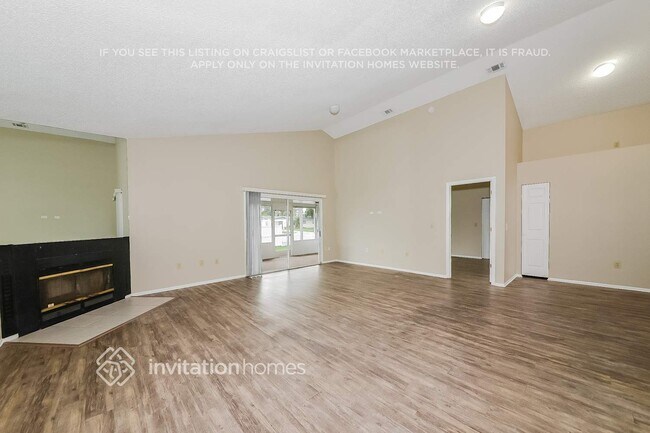 Building Photo - 4041 37th St Ct W