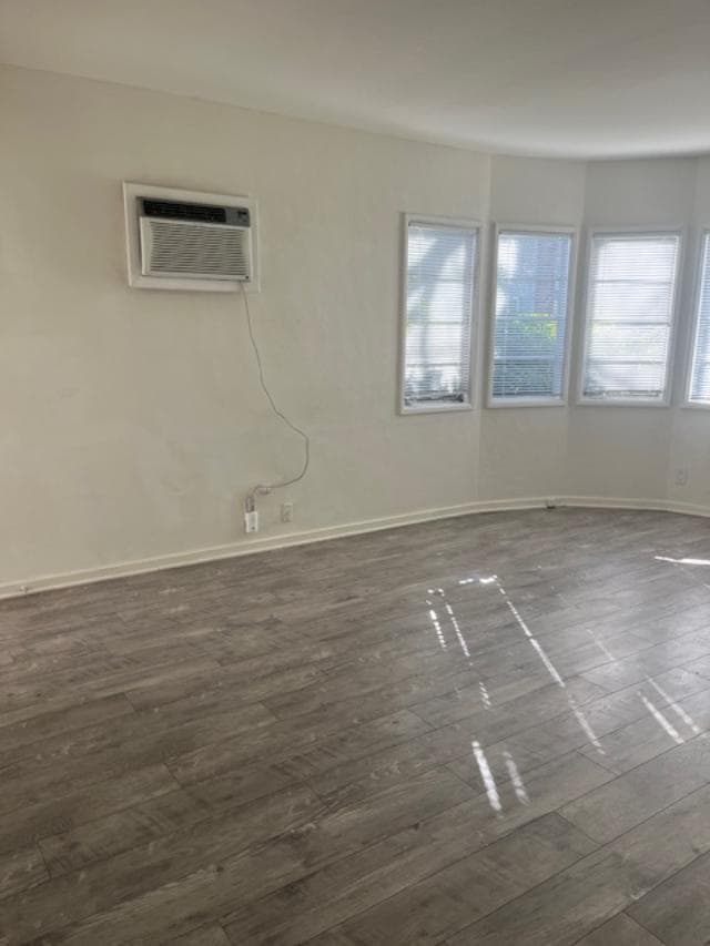 Foto del edificio - 10913 Moorpark St