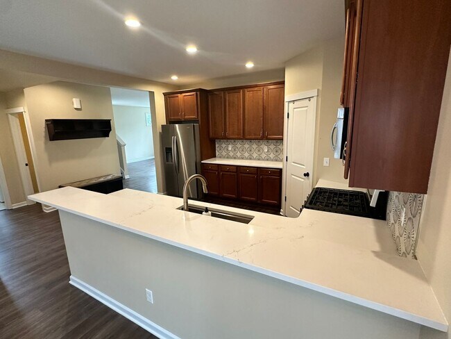 Building Photo - 5bd/2.5ba Renton House