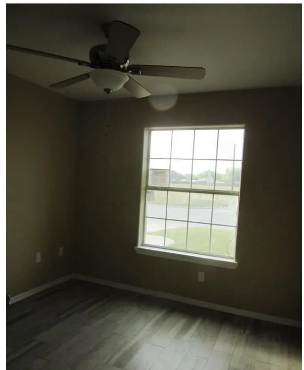 Building Photo - 9020 Empress Ln