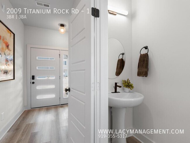 Foto del edificio - 2009 Titanium Rock Rd