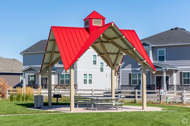 Building Photo - Cottonwood Hollow