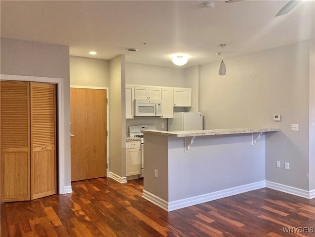 Foto del edificio - 481 Franklin St