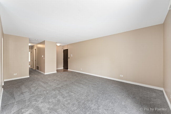 Building Photo - 404 Sandalwood Ln