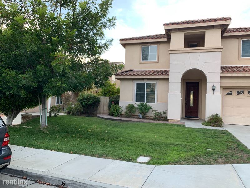 Primary Photo - 5 br, 3 bath House - 776 Avenida Codorniz