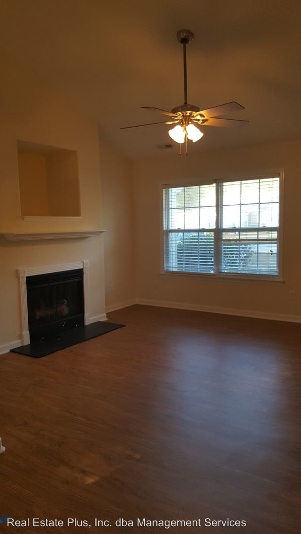 Building Photo - 3 br, 2 bath House - 109 Derby Park Ave