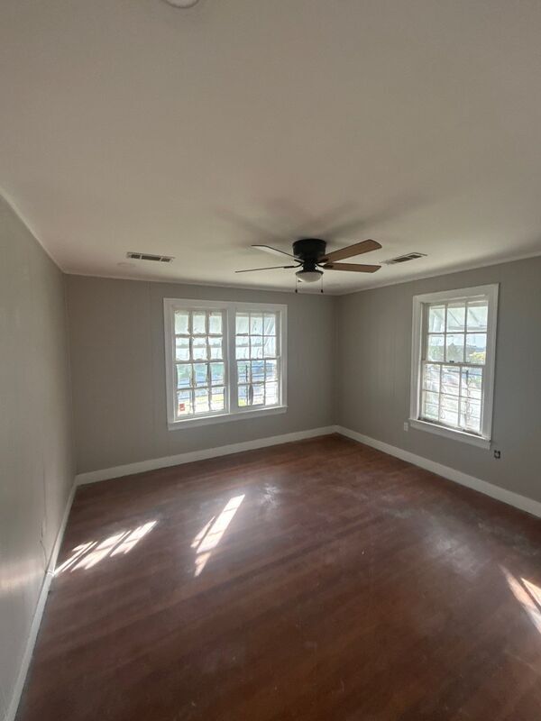 Foto del edificio - 419 Valley St