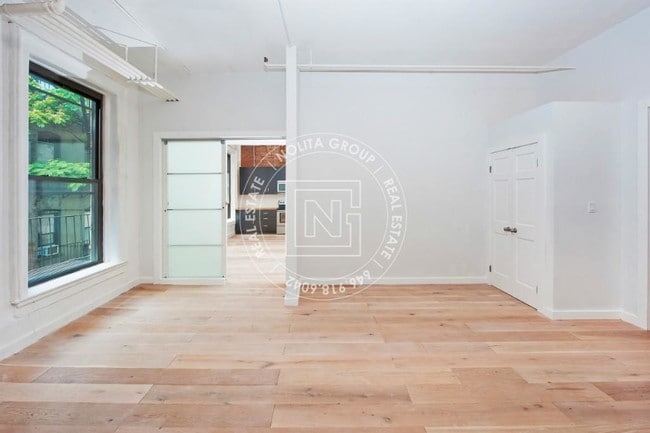 Building Photo - 280 Bowery