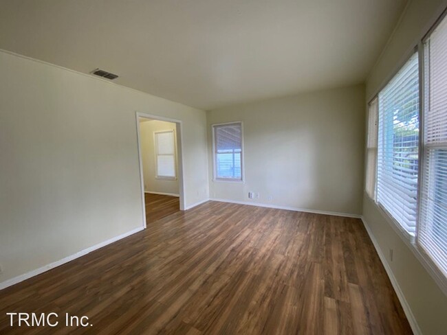 Building Photo - 2 br, 1 bath House - 4953 MONITOR ST.