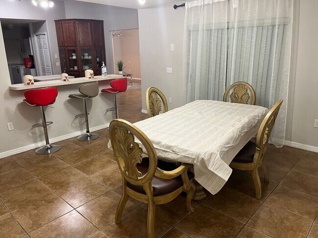 Foto del edificio - Welcome to Your Ideal Rental Retreat!