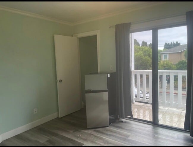 Foto del edificio - 1221 Beacon Ave