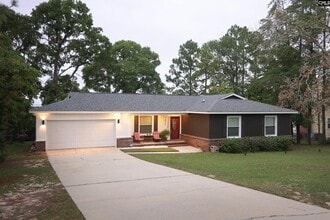 Building Photo - 7835 Wessex Ln