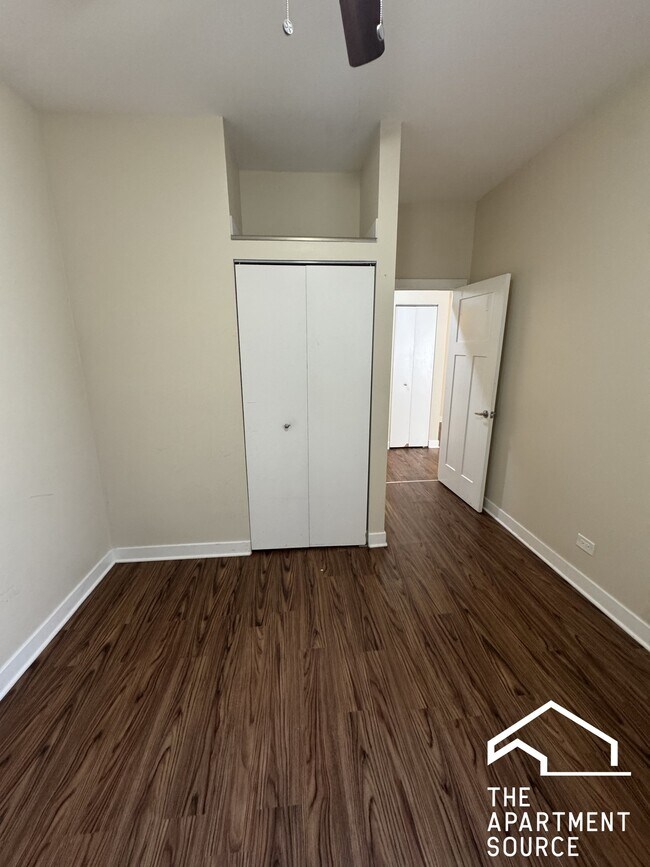 Foto del edificio - 3550 W Lawrence Ave
