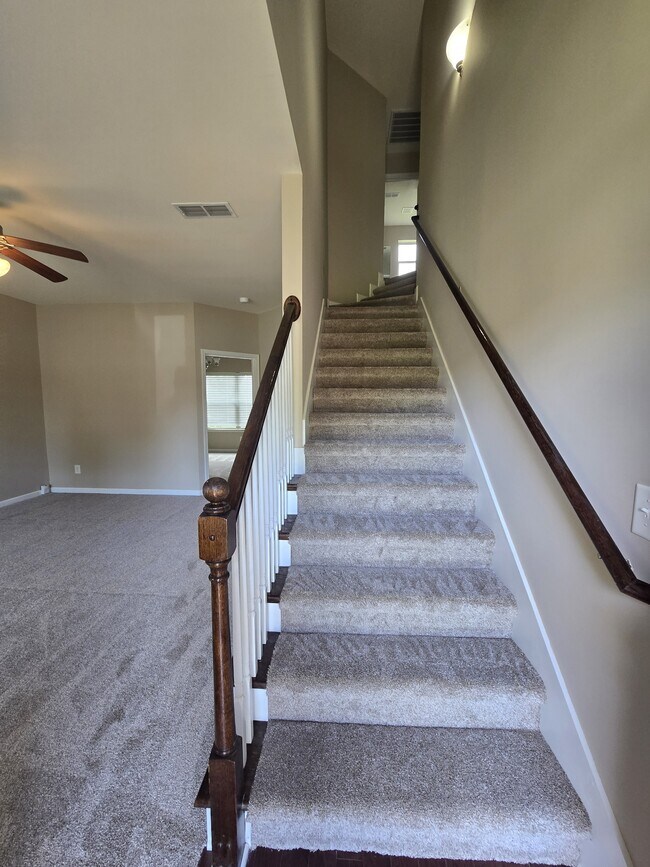 Building Photo - 8007 Tiger Ct