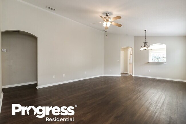 Foto del edificio - 1406 Marsh Wood Dr