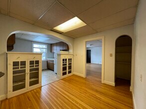 Building Photo - 1019 S Farwell St Building Photo - 1019 S Farwell St