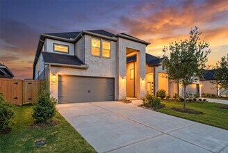Building Photo - 2903 Orange Leaf Dr