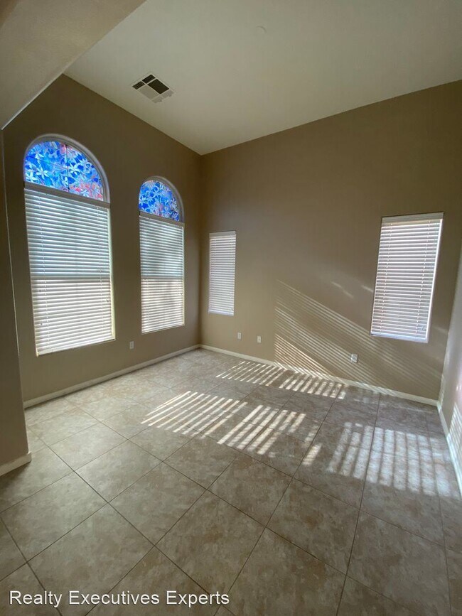 Building Photo - 3 br, 2.5 bath House - 7826 Harp Tree St