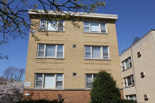 Building Photo - 6518 N Richmond St