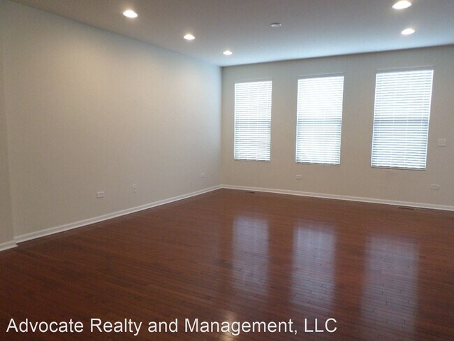 Foto del edificio - 5 br, 3 bath House - 3439 Birch Lane