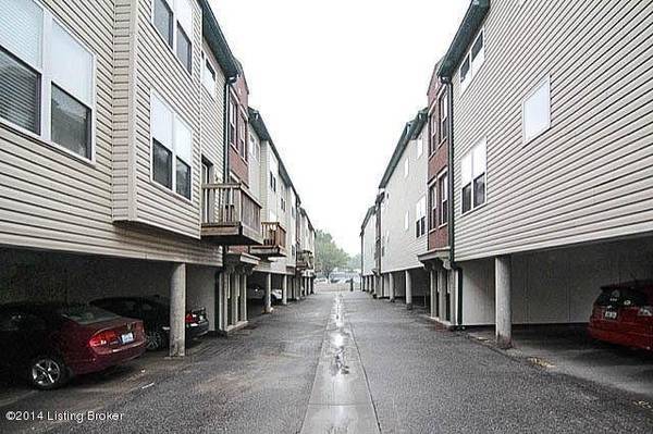 Foto del edificio - 941 Baxter Ave