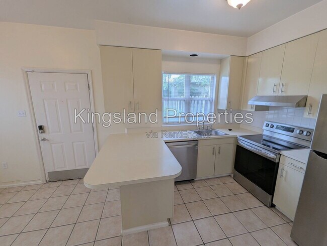 Foto del edificio - 4111 Westminster Pl