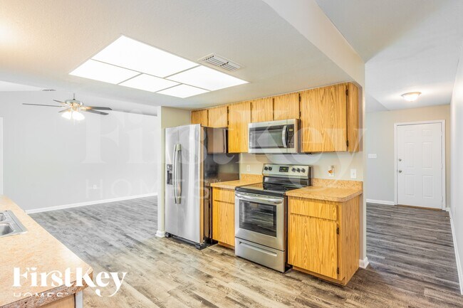 Foto del edificio - 1371 Maracaibo St