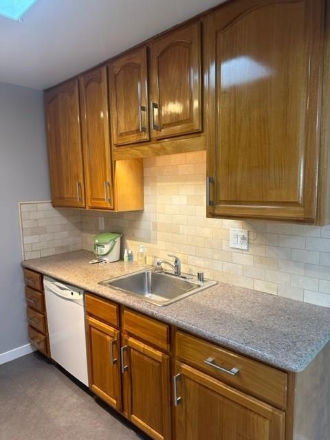 Foto del edificio - 412 Richmond Dr