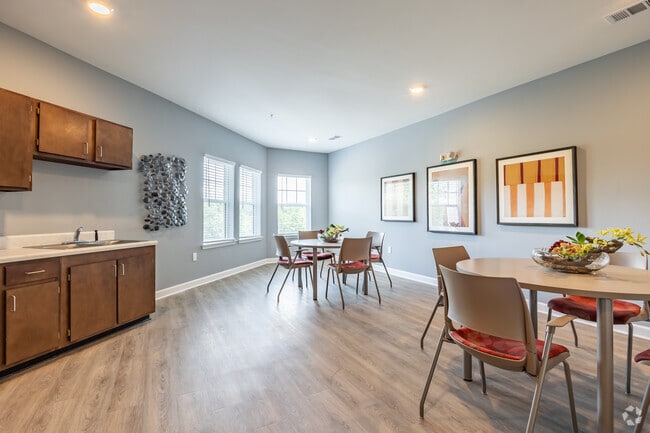 Gathering Room - The Village at Stone Mountain