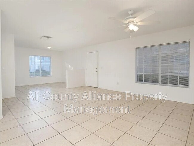 Foto del edificio - 4119 Gradstone Pl