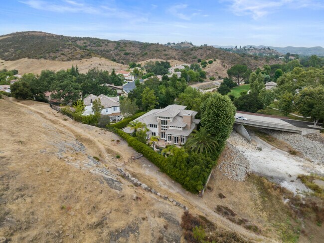 Foto del edificio - 1653 Vista Oaks Way