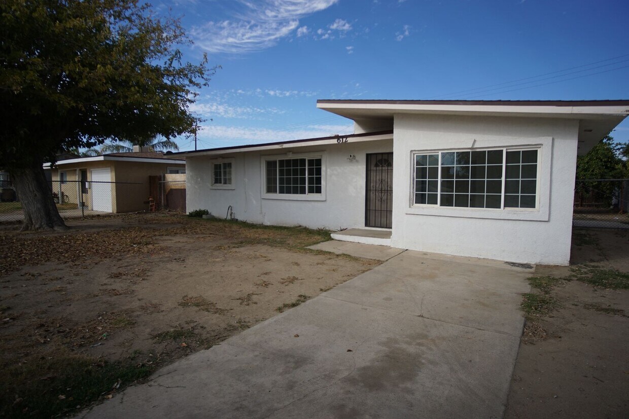 612 Townsley Ave, Bakersfield, CA 93304 House Rental in Bakersfield