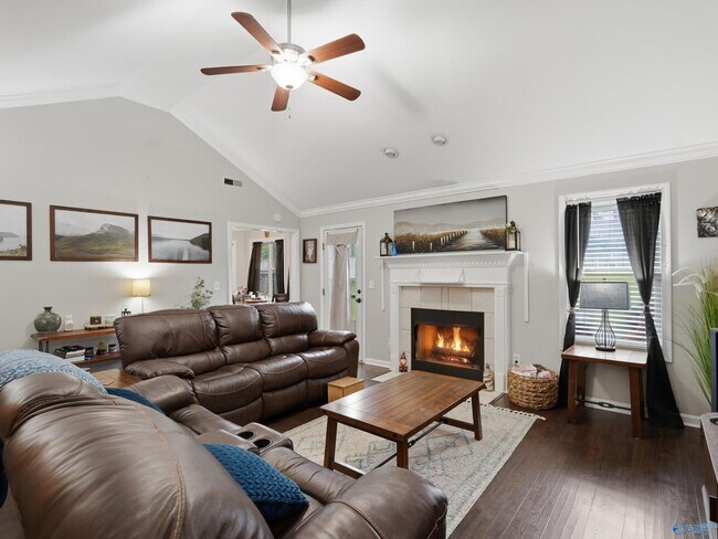 Foto del edificio - 140 Poplar Green Ln