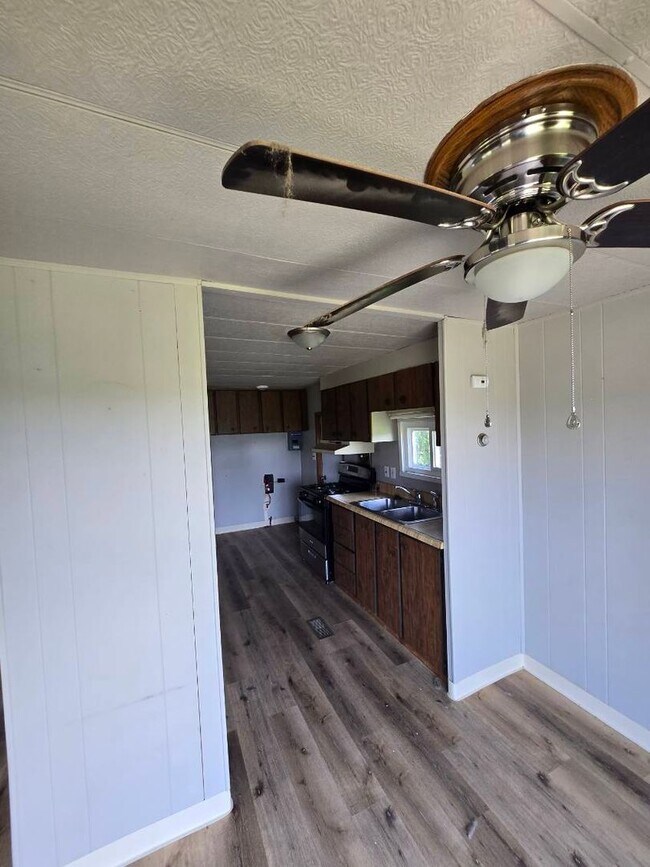 Foto del edificio - 2 Bed 2 Bath Home For Rent in Middletown, MO!