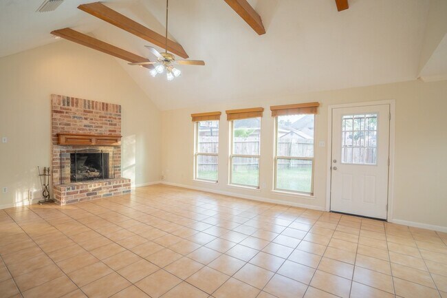 Foto del edificio - 4219 Meadowchase Ln