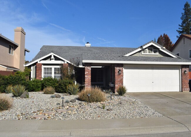 Foto del edificio - 8074 Elnora Ct