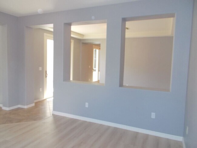 Foto del edificio - Stylish Summerlin Townhome with Private Co...