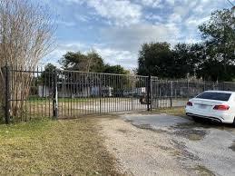 Building Photo - 11625 S Gessner Rd