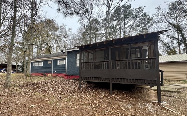 Building Photo - 6 Fox Ln