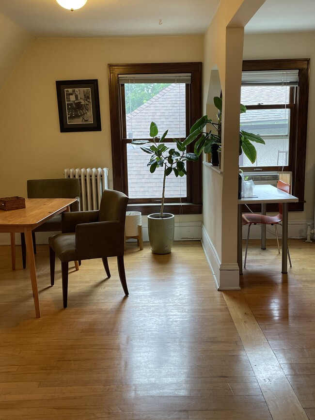 Dining room - 2848 Irving Ave S