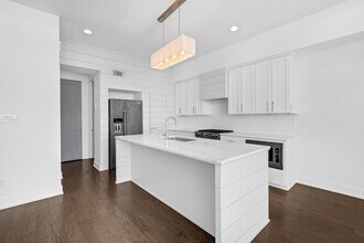 Building Photo - 1405 Sylvester Rd Building Photo - 1405 Sylvester Rd